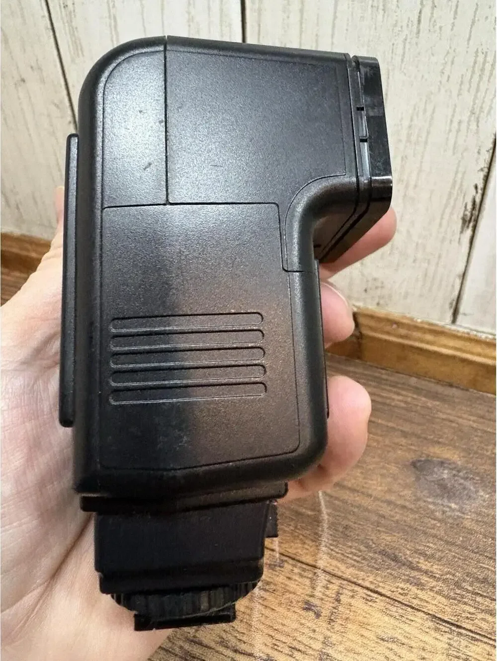Sunpak Auto 322 D Thyristor Shoe Mount Flash for Nikon FE-EM Turns On PARTS ONLY